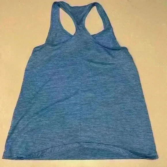 Adidas Bundle of 2 Dry Fit Tanks Size Small - Picture 2 of 7